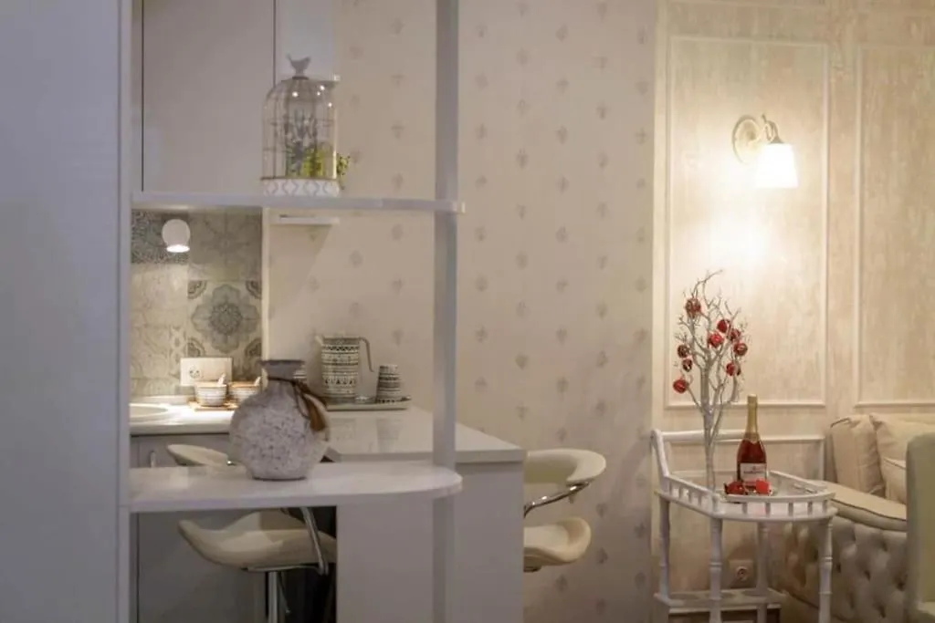 Luxurious Pekini Plaza Apartment Tbilisi