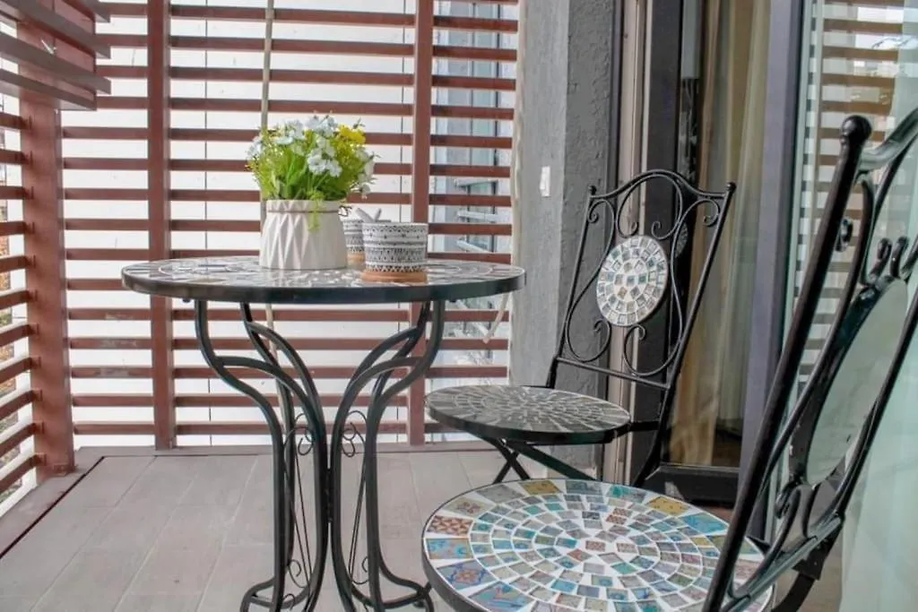 Luxurious Pekini Plaza Apartment Tbilisi